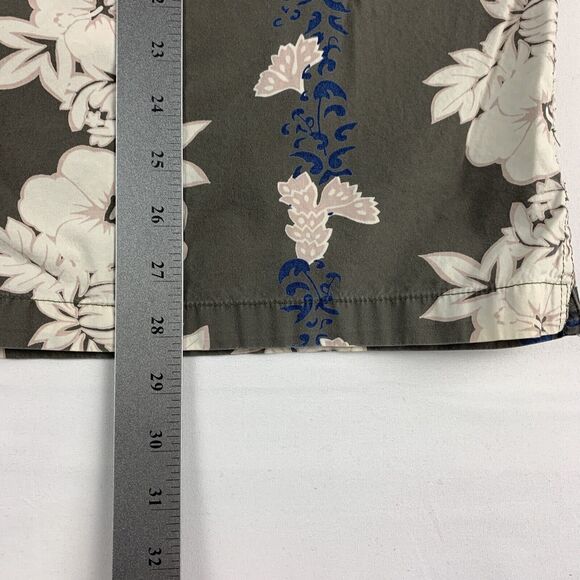 Old Navy Mens Size Large Hawaiian Button Up Shirt Tropical Gray Floral Beach - Picture 6 of 9